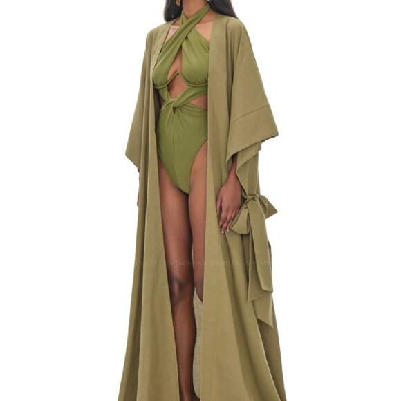 Andrea Iyamah Gamba Robe - Picture 4 of 5